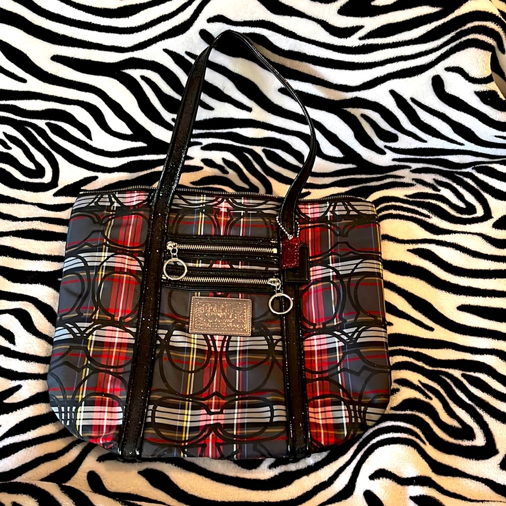 Coach Poppy Tartan Shoulder HOBO bag